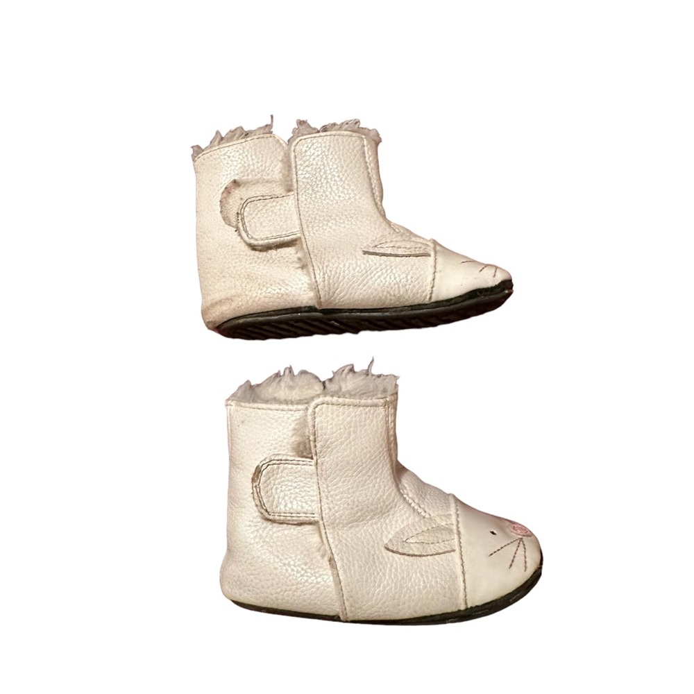 Jack & Lily white fleece lined bunny boots w/ rubber sole. 18-24m, 6.5. - Picture 2 of 12